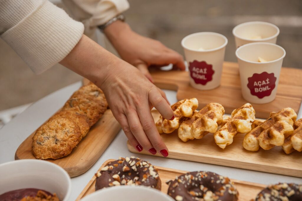 How to Make Morning Meetings Easier With Breakfast Catering